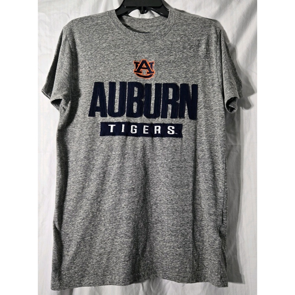 Auburn TigersT-shirt Embroidered Style, Sewn On Lettering Men/Women Size MED